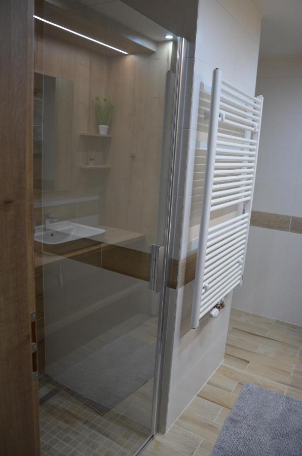 Visit Sauna Klinovec Loučná pod Klínovcem Екстериор снимка